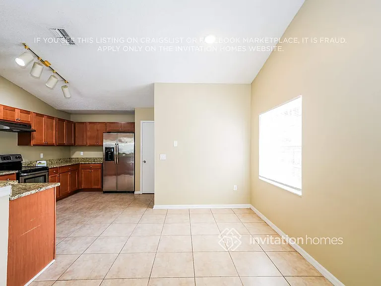 12305 Huckleberry Ct — Photo 8