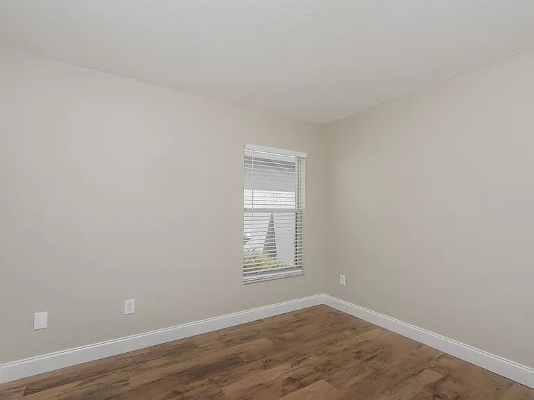 10610 Navigation Dr — Photo 14
