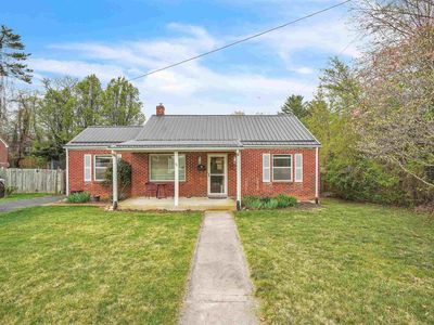 220 Arnold Ave, Radford, VA, 24141