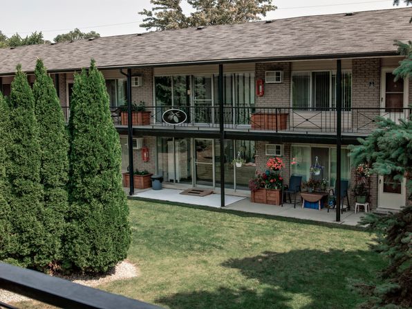 Silver Pines Apartments | 2849 15th Ave, Pt Huron, MI