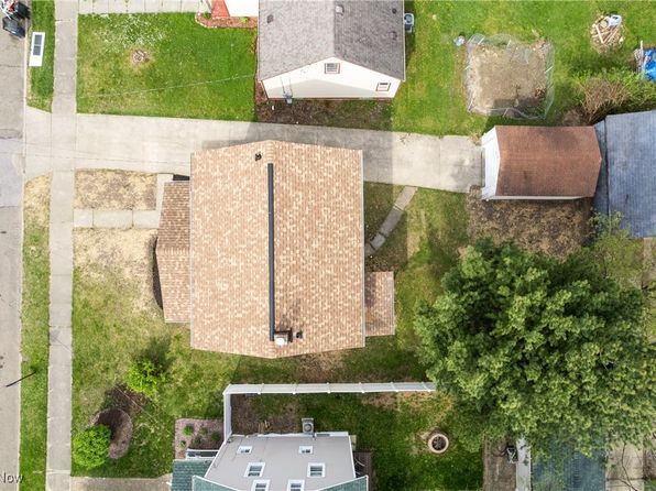 1355 Niagara Ave, Akron, OH 44305