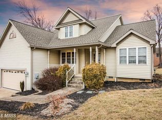 649 Crystal Ln, Strasburg, VA 22657