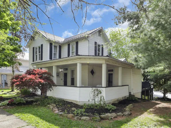 103 E Main St, Centerburg, OH 43011
