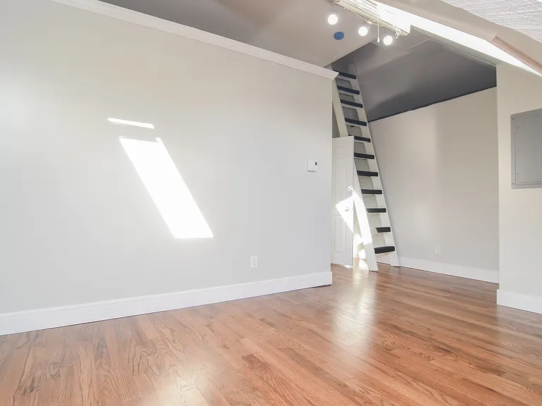 349 Beacon St #D — Photo 11