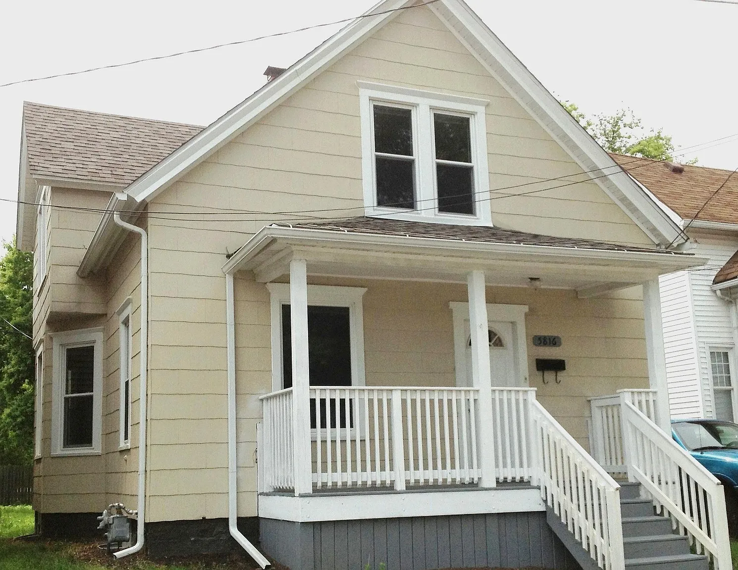 5816 21st Ave photo 1