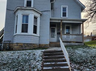 974 W 5th St #2, Dubuque, IA 52001