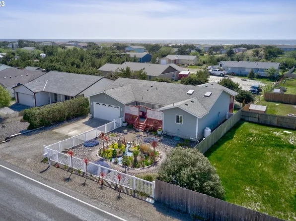 32311 I St, Ocean Park, WA 98640