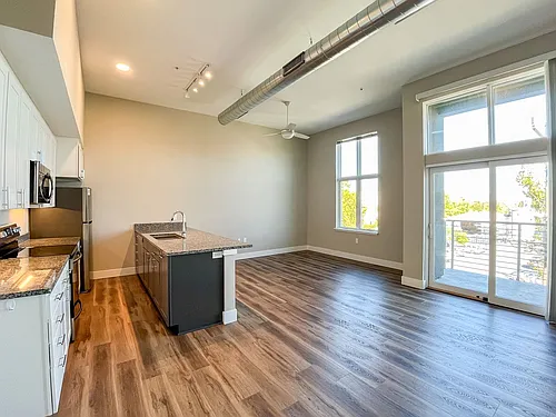 Floor plan 206
