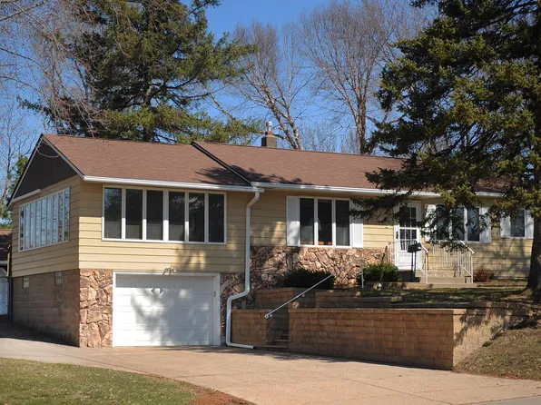2665 Maryland Ave E, Maplewood, MN 55119