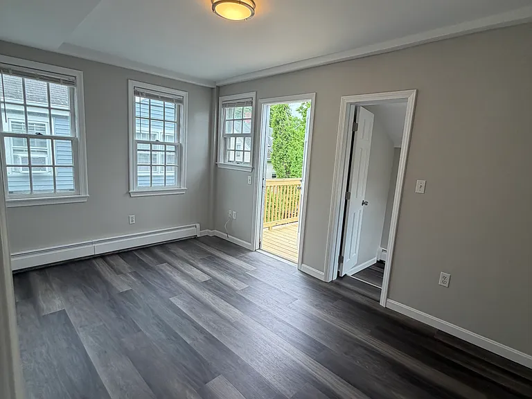 84 Cabot St #9 — Photo 4
