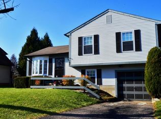 197 Blendon Rd, West Jefferson, OH 43162