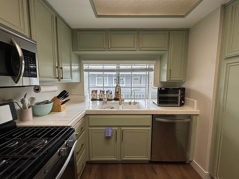 1414 Brett Pl #344 — Photo 11