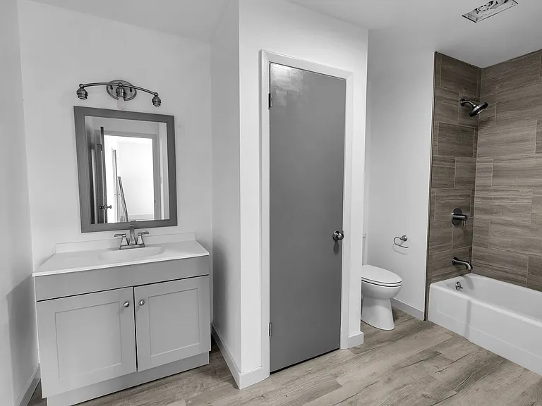 334 W Main St #1 — Photo 6