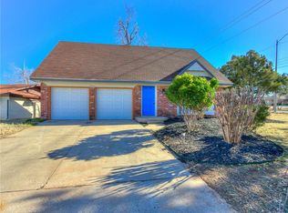 3800 Rosewood Dr, Midwest City, OK 73110