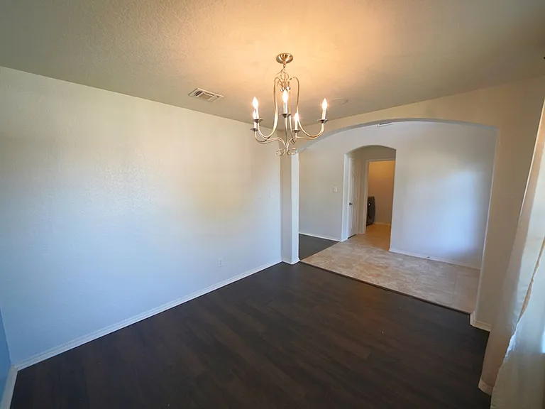 6307 Myrtle Run — Photo 10