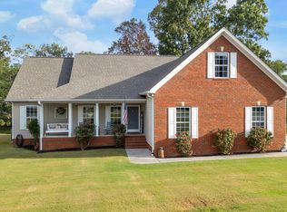 30 Glass Mill Pointe Dr, Chickamauga, GA 30707