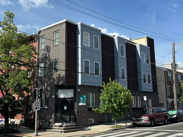 601 N 39th St #2 — Photo 7
