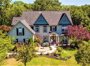 42 Cedarcrest Ct, Doylestown, PA 18901