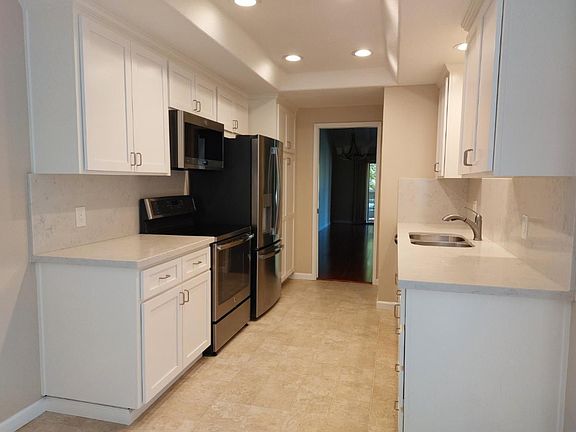 2nd image of 6180 Montgomery Pl