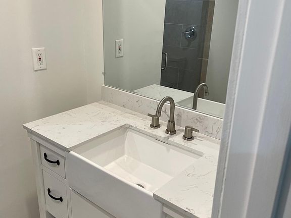 4th image of 2333 W Imperial Hwy APT 4