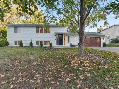 3655 Dallas Ln N, Plymouth, MN, 55447