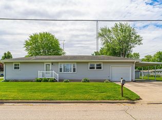 803 21st St, Lincoln, IL 62656