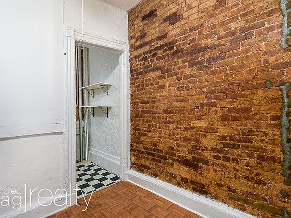 4th image of 430 E 9th St APT 16