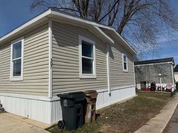 307 Oriole Ln #307, Madison, WI 53704