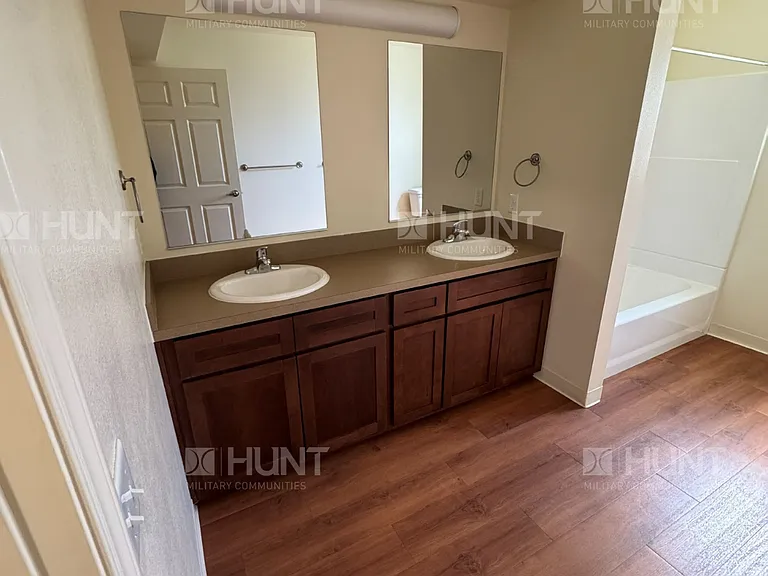 3020 Albacore Cir #B10 — Photo 34