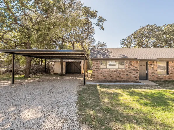 1391 Arvel Cir, Azle, TX 76020