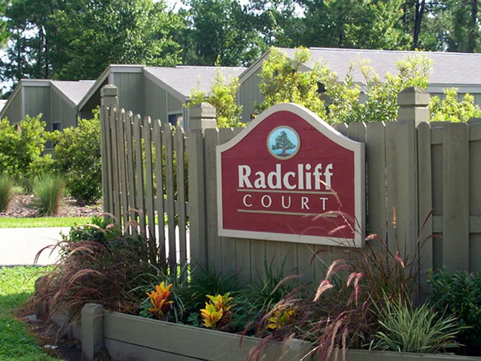 Radcliff Court Apartments