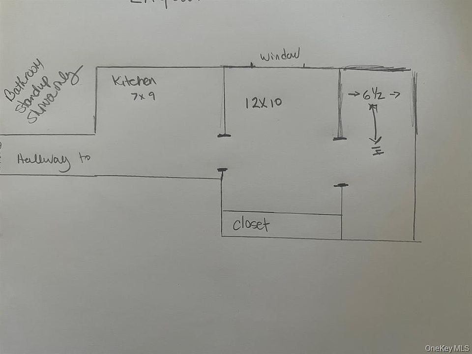 2nd image of 185 Centre Ave #1