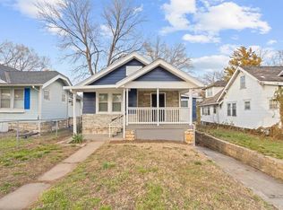 1956 E 71st Ter, Kansas City, MO 64132