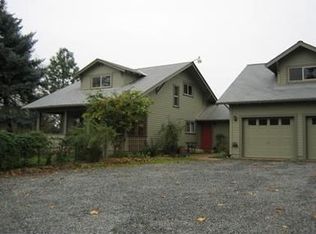 2330 Applegate Ave, Grants Pass, OR 97527
