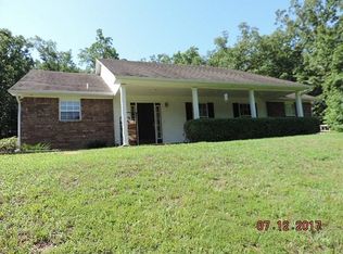 2421 Adams Rd, Ozark, AR 72949