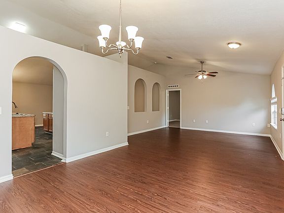 5th image of 12202 Glenn Hollow Dr