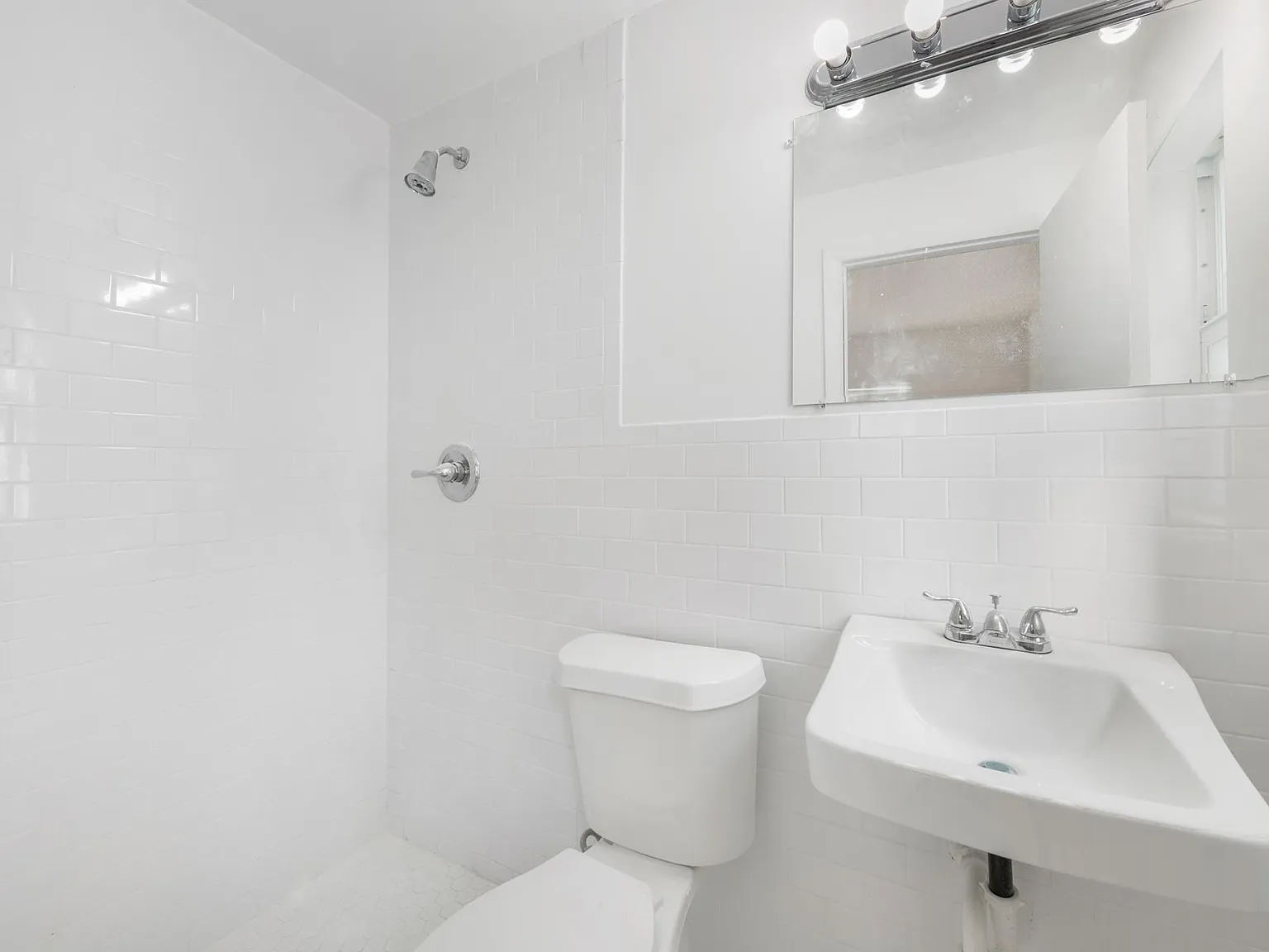 Studio, 375 sqft, $1,550 — Photo 1