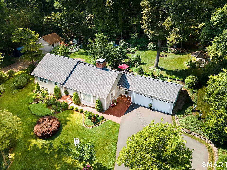 1st image of 53 Valley View Drive