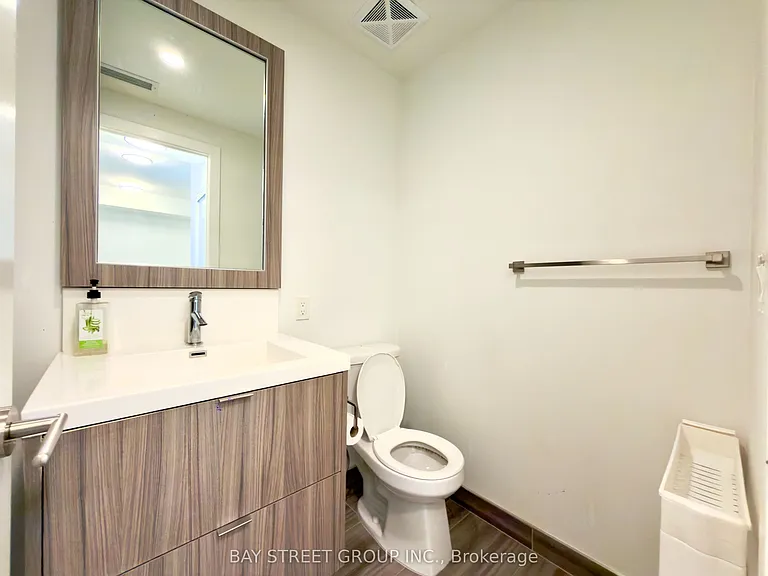 38 Cameron St #824 — Photo 7