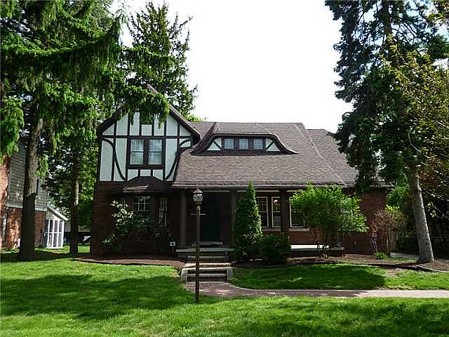 1st image of 3317 W Bancroft St