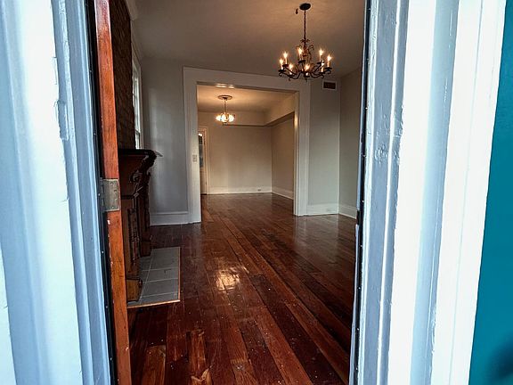 2nd image of 1819 1st St #Na