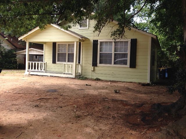 1st image of 700 Crim Ave