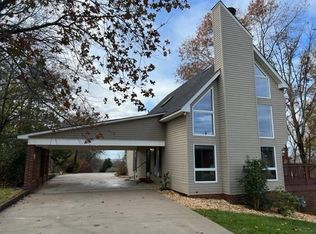 23 Cloudland Rd N, Dahlonega, GA 30533