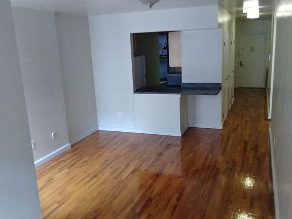 4th image of 278 W 118th St APT 33B