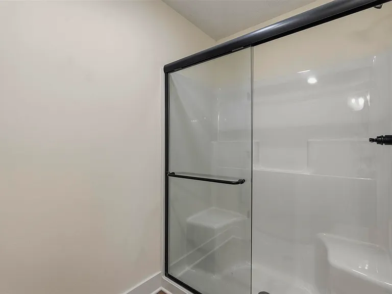 498 Tundra Ave — Photo 15