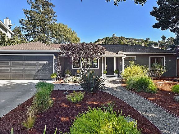 2nd image of 102 Jefferson Dr