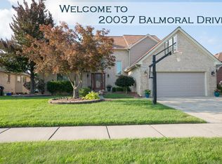 20037 Balmoral Dr, Macomb, MI 48044