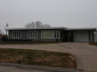 3321 Avenue I, Kearney, NE 68847