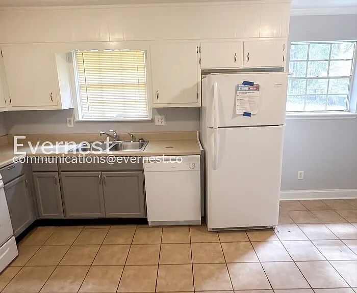 6596 Fleming Rd — Photo 2
