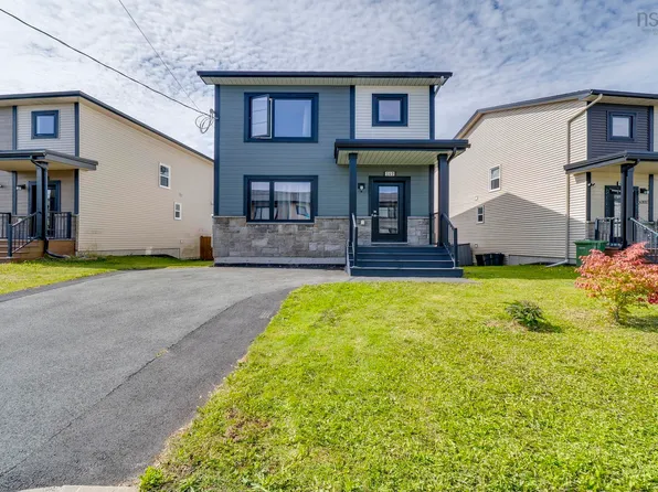 147 Titanium Cres, Halifax, NS B3P 0J3